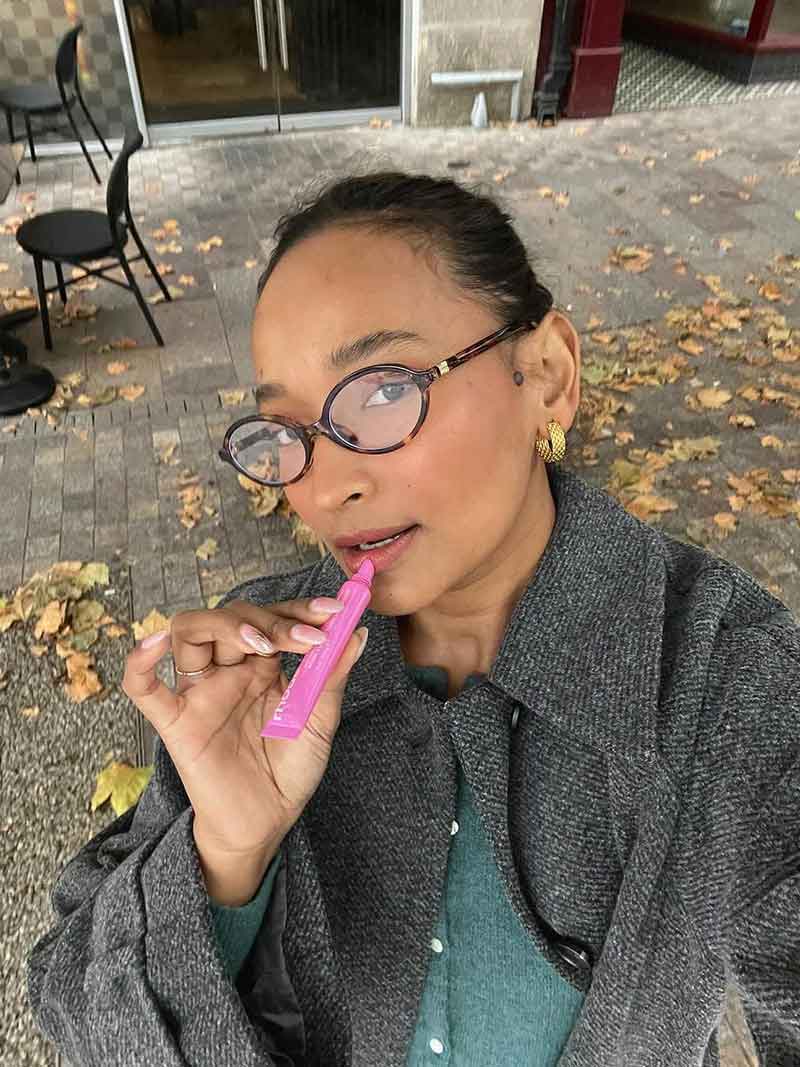 Rosea Clarissa Oval Sunglasses